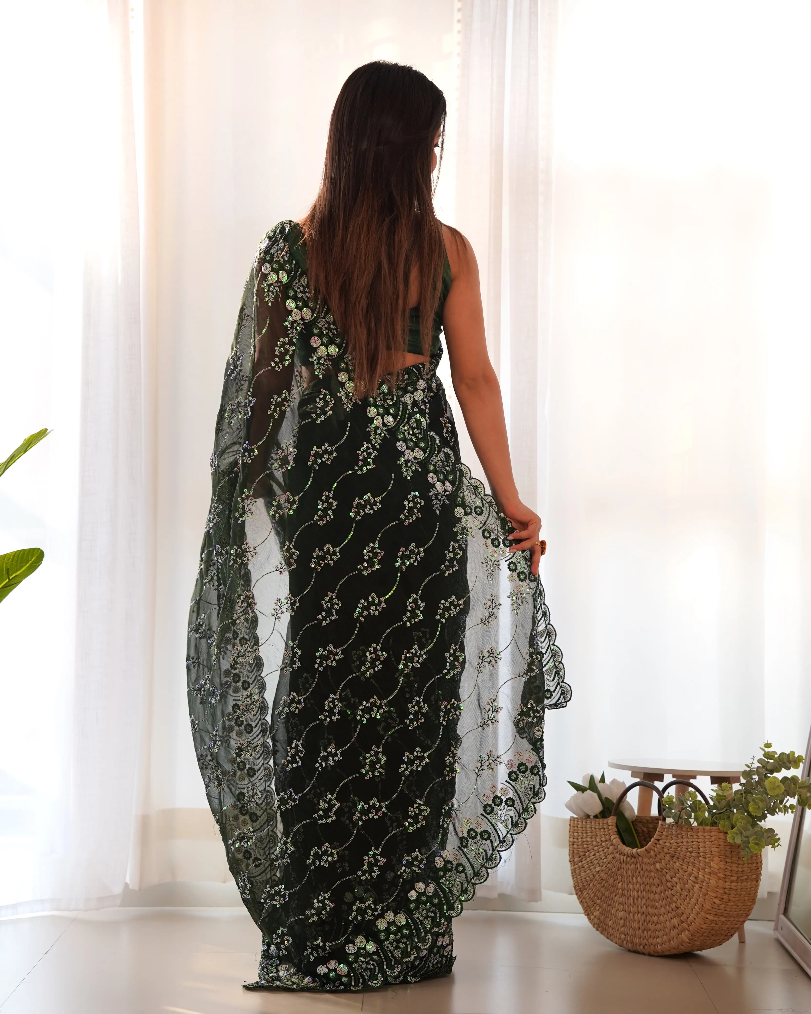 Beautiful Designer Simmar Bluminge Milky Tree Saree